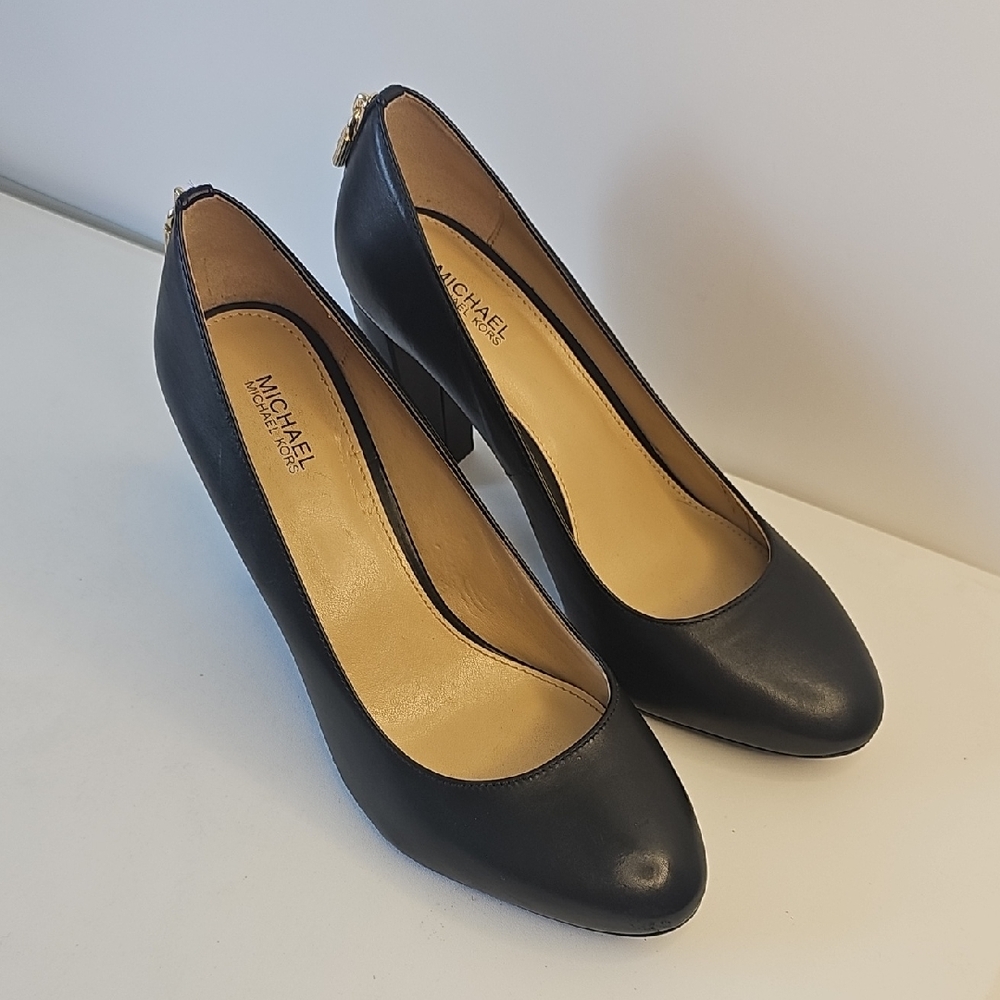 MICHAEL Michael Kors‎ Black Leather Round-Toe Pumps High Heel Size 7.5